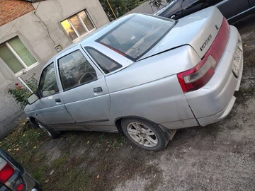 Авто ВАЗ 2110 2001 № 8126122