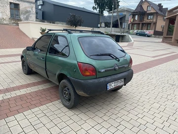 Авто Mazda 121 1998 № 8126135