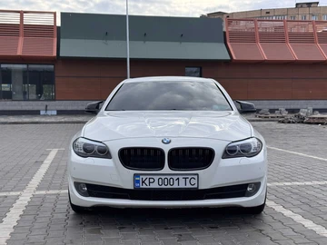 Авто BMW 5 Серия 2013 № 8126396