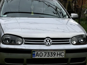 Авто Volkswagen Golf 1999 № 8126509