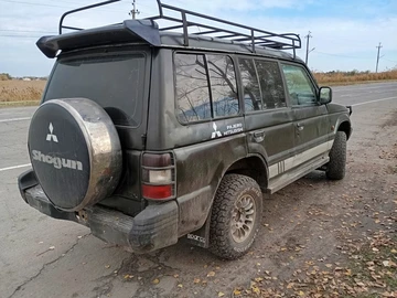 Авто Mitsubishi Pajero 1998 № 8126848