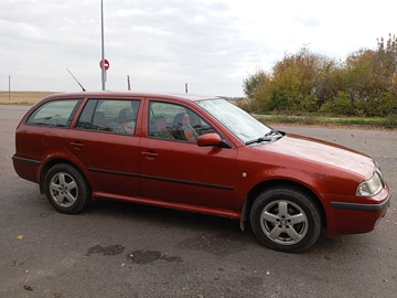 Авто Skoda Octavia 2001 № 8126862