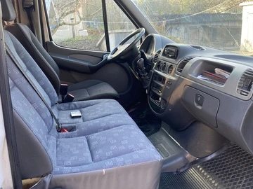 Авто Mercedes Sprinter 2000 № 8126828