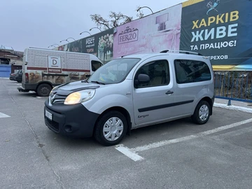 Авто Renault Kangoo Passenger 2017 № 8126866