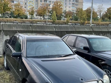 Авто Mercedes Mb 1996 № 8126873