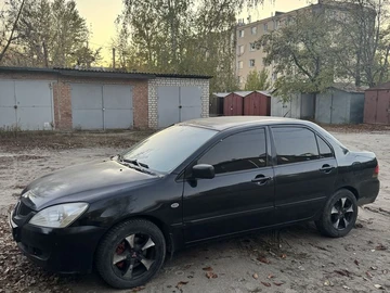 Авто Mitsubishi Lancer 2004 № 8127353