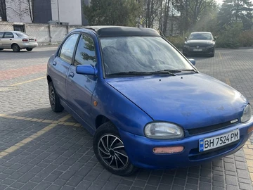 Авто Mazda 121 1998 № 8127395