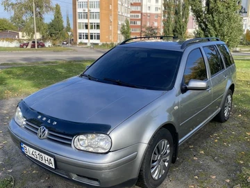 Авто Volkswagen Golf 2002 № 8127411