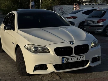 Авто BMW 5 Серия 2011 № 8127476