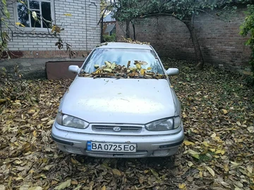 Авто Hyundai Elantra 1993 № 8127492