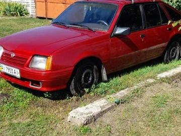 Авто Opel Ascona 1987 № 8127500