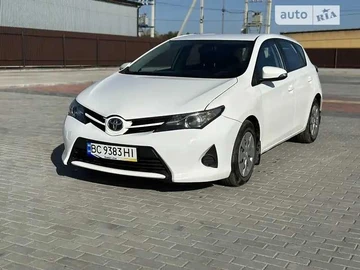 Авто Toyota Auris 2014 № 8127710