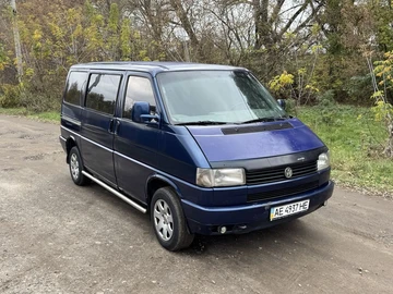 Авто Volkswagen Transporter 1993 № 8127716