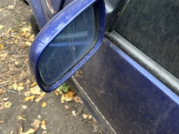 Авто Volkswagen Golf 1998 № 8127734