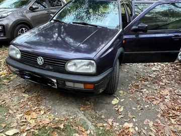 Авто Volkswagen Golf 1997 № 8127882