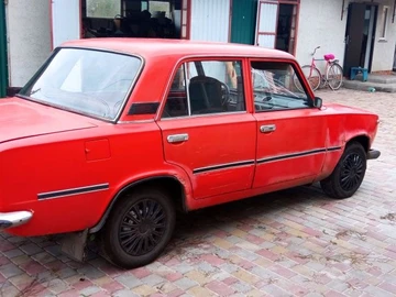 Авто ВАЗ 2101 1978 № 8127922