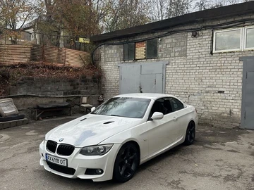 Авто BMW 3 Серия 2011 № 8127950