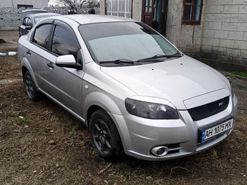 Авто Chevrolet Aveo 2005 № 8128212