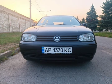 Авто Volkswagen Golf 2002 № 8128227