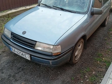 Авто Opel Vectra 1989 № 8128247