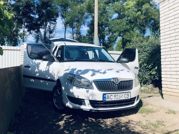 Авто Skoda Roomster 2013 № 8128265
