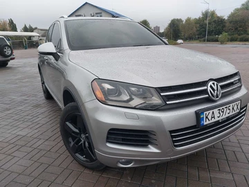 Авто Volkswagen Touareg 2011 № 8128391