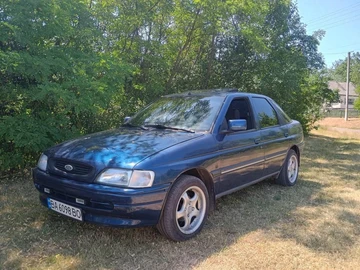 Авто Ford Escort 1994 № 8128508