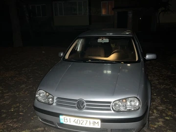 Авто Volkswagen Golf 2002 № 8128519