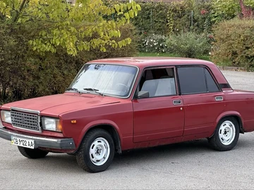 Авто ВАЗ 2107 1996 № 8128522