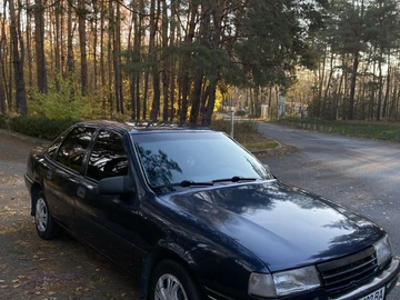 Авто Opel Vectra 1991 № 8128548