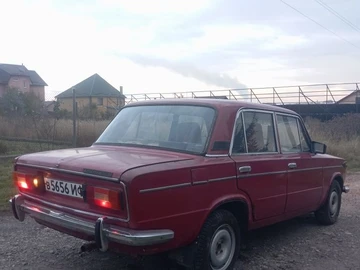 Авто ВАЗ 2103 1982 № 8128805