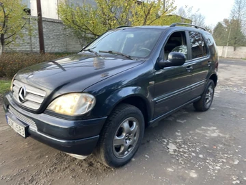 Авто Mercedes Ml Серия 2001 № 8128938