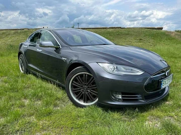 Авто Tesla Model S 2015 № 8128939