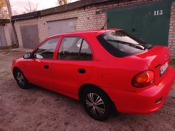 Авто Hyundai Accent 1998 № 8129221