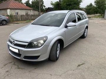 Авто Opel Astra 2005 № 8129230
