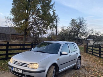 Авто Volkswagen Golf 1998 № 8129235