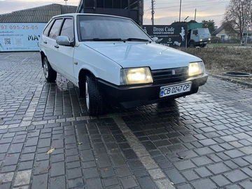 Авто ВАЗ 2109 1992 № 8129530