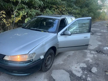 Авто Peugeot 406 2004 № 8129575