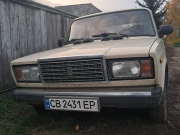 Авто ВАЗ 2107 1989 № 8129734