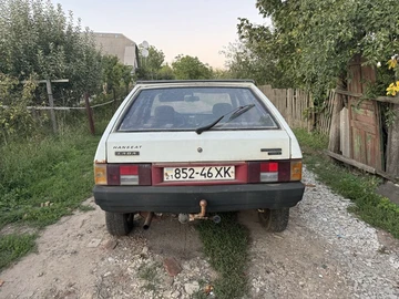 Авто ВАЗ 2109 1993 № 8129786