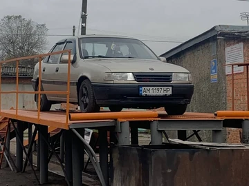 Авто Opel Vectra 1993 № 8129872