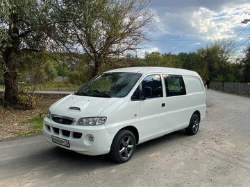 Авто Hyundai H1 Starex  2002 № 8130018