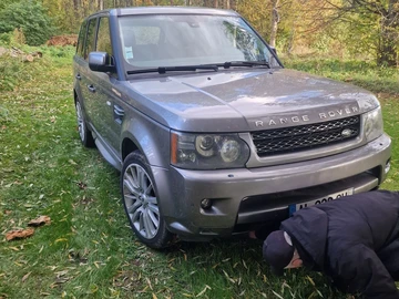 Авто Land Rover Range Rover Sport 2010 № 8130246