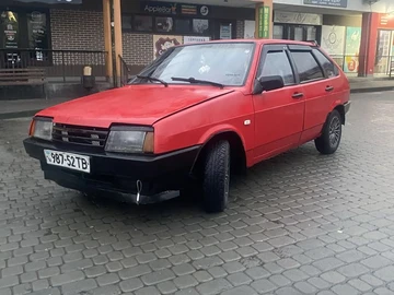 Авто ВАЗ 2109 1987 № 8130395