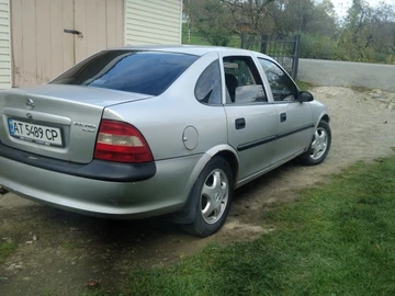 Авто Opel Vectra 1998 № 8130550