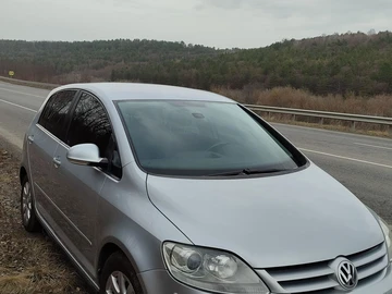 Авто Volkswagen Golf Plus 2008 № 8130593