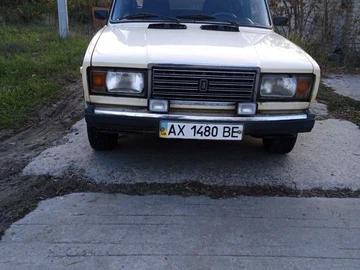 Авто ВАЗ 2107 1997 № 8130795