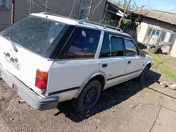 Авто Nissan Bluebird 1987 № 8130798