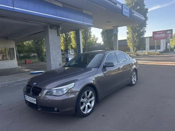 Авто BMW 5 Серия 2005 № 8130904