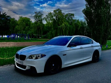 Авто BMW 5 Серия 2013 № 8130910
